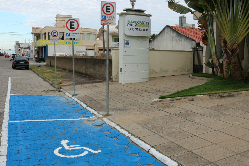 Vagas especiais para acessibilidade